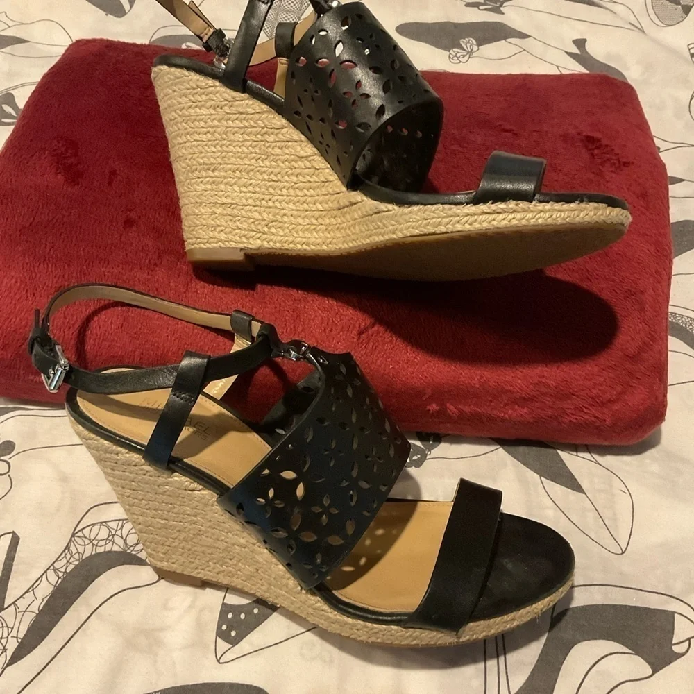 MICHAEL Michael Kors Espadrilles Size 7.5